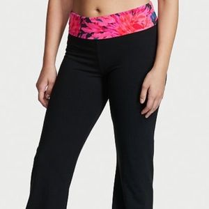 Victoria’s Secret Yoga Foldover Cotton Flare legging